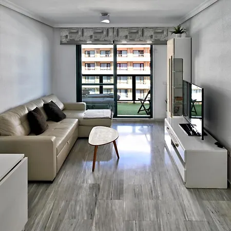 Rent4 Malaga Playa Del Bajondillo Apartment *